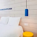 Ibis Styles En Champagne Centre Otel