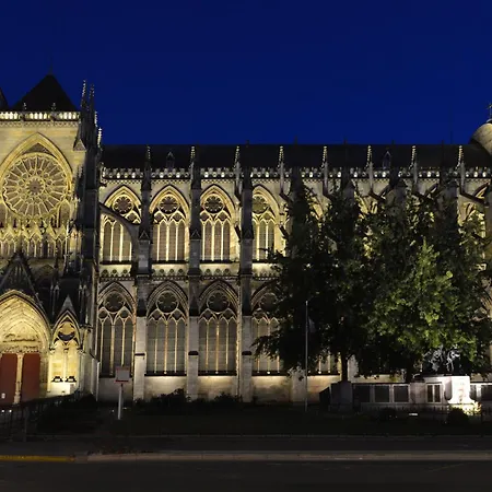 Ibis Styles En Champagne Centre 3*