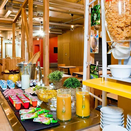 Ibis Styles En Champagne Centre Hotel