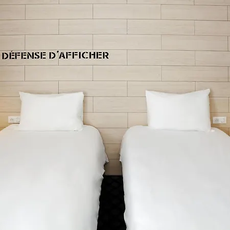 Ibis Styles En Champagne Centre 3*