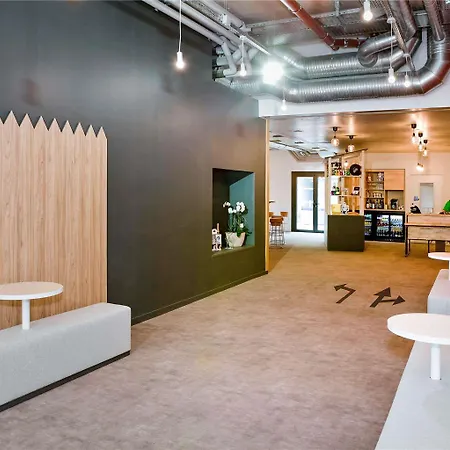 Ibis Styles En Champagne Centre 香槟沙隆