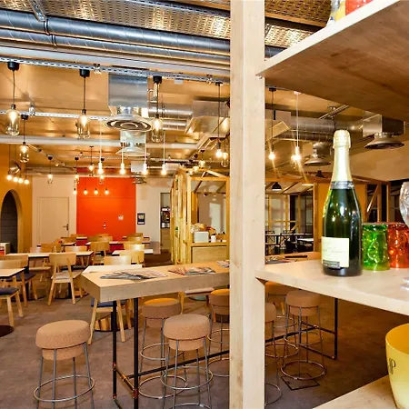 Ibis Styles En Champagne Centre 酒店