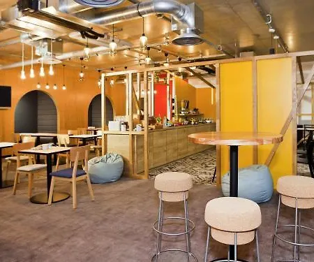 Ibis Styles En Champagne Centre 酒店