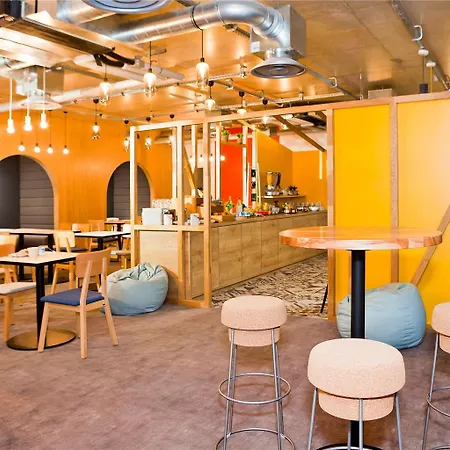 Ibis Styles En Champagne Centre 酒店