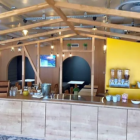 Ibis Styles En Champagne Centre 3*