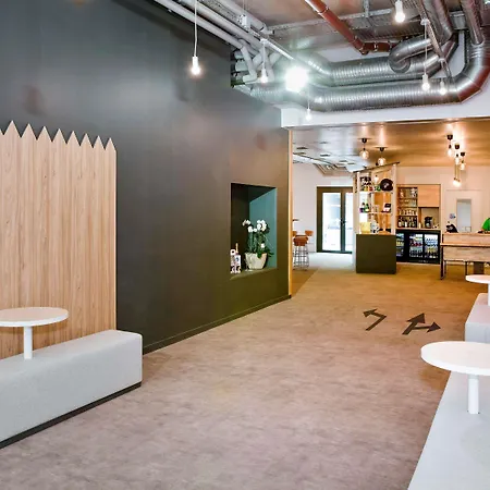 Ibis Styles En Champagne Centre