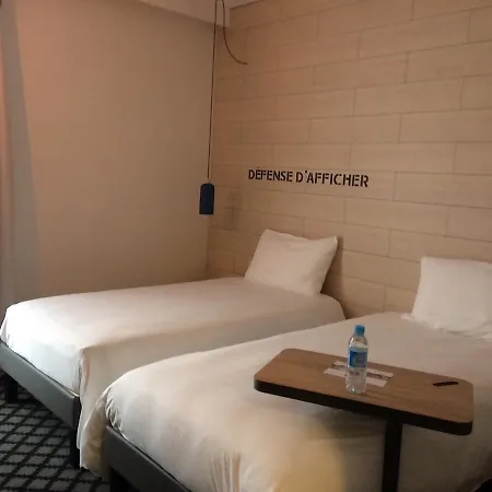 Hotel Ibis Styles En Champagne Centre 3*