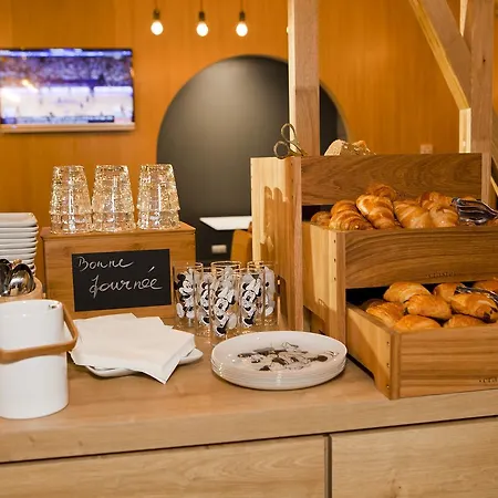 מלון Ibis Styles En Champagne Centre 3*