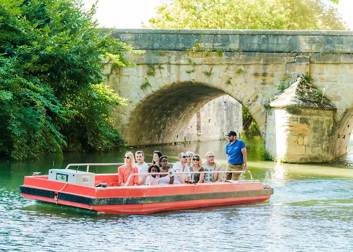 Ibis Styles En Champagne Centre Szálloda 3*