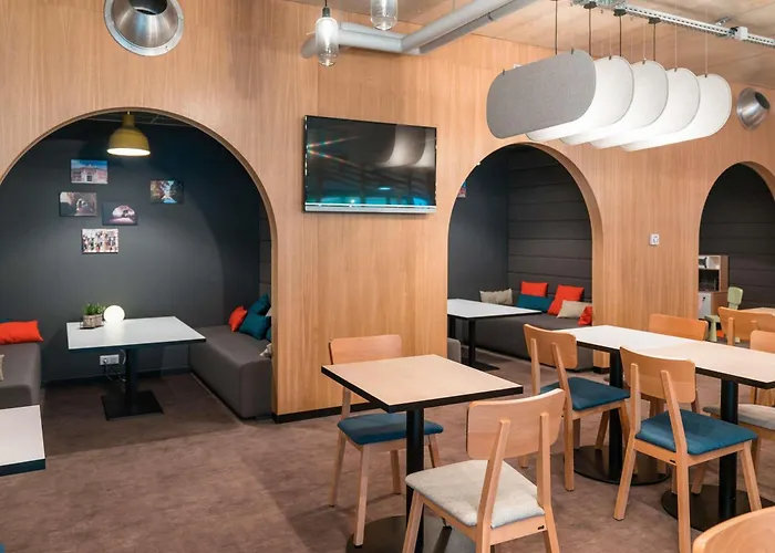 Szálloda Ibis Styles En Champagne Centre 3*